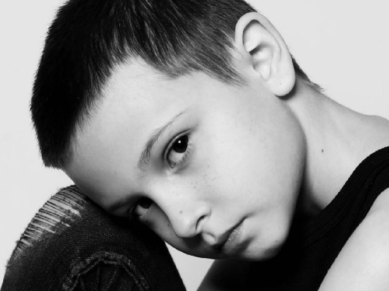 『ストレンジャー・シングス』4の幼いイレブン役は誰？撮影前にロングヘアを坊主に！