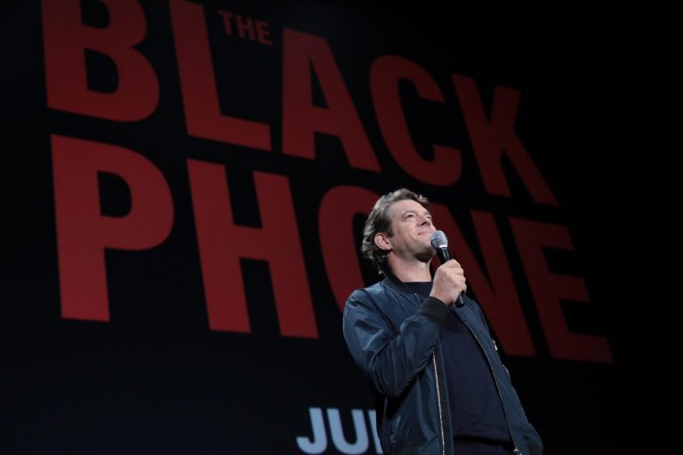 ジェイソン・ブラムにとって「ホラー」とは？ ホラー界の革新者と制作費やアイディアの見つけ方について語った【取材】