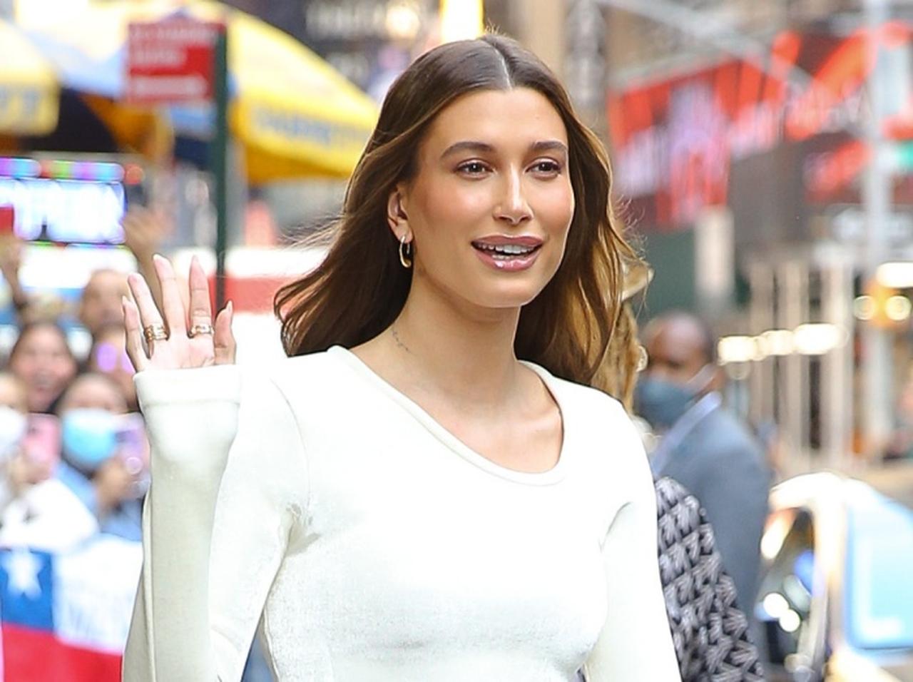 ヘイリー・ビーバー、ジャスティン・ビーバーとお互いの健康問題を乗り越えて「絆が深まった」と語る