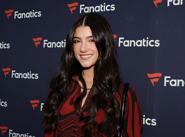 TikTokフォロワー数1位陥落したチャーリー・ダミリオ、新恋人はカーダシアン家と縁のある人の息子