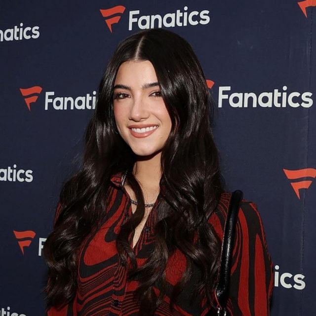 TikTokフォロワー数1位陥落したチャーリー・ダミリオ、新恋人はカーダシアン家と縁のある人の息子