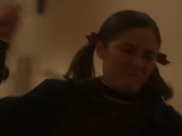 23歳となった元子役がエスター役続投！同じ女優がキャストに復帰の前日譚の予告編をどう思う？