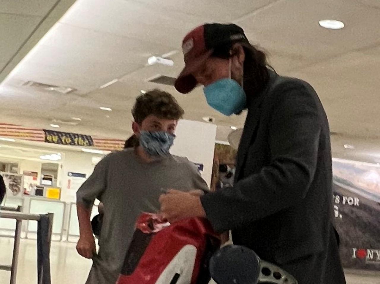 キアヌ・リーブスを“質問責め”にした少年が明かす、「キアヌの様子」が羨ましすぎる…