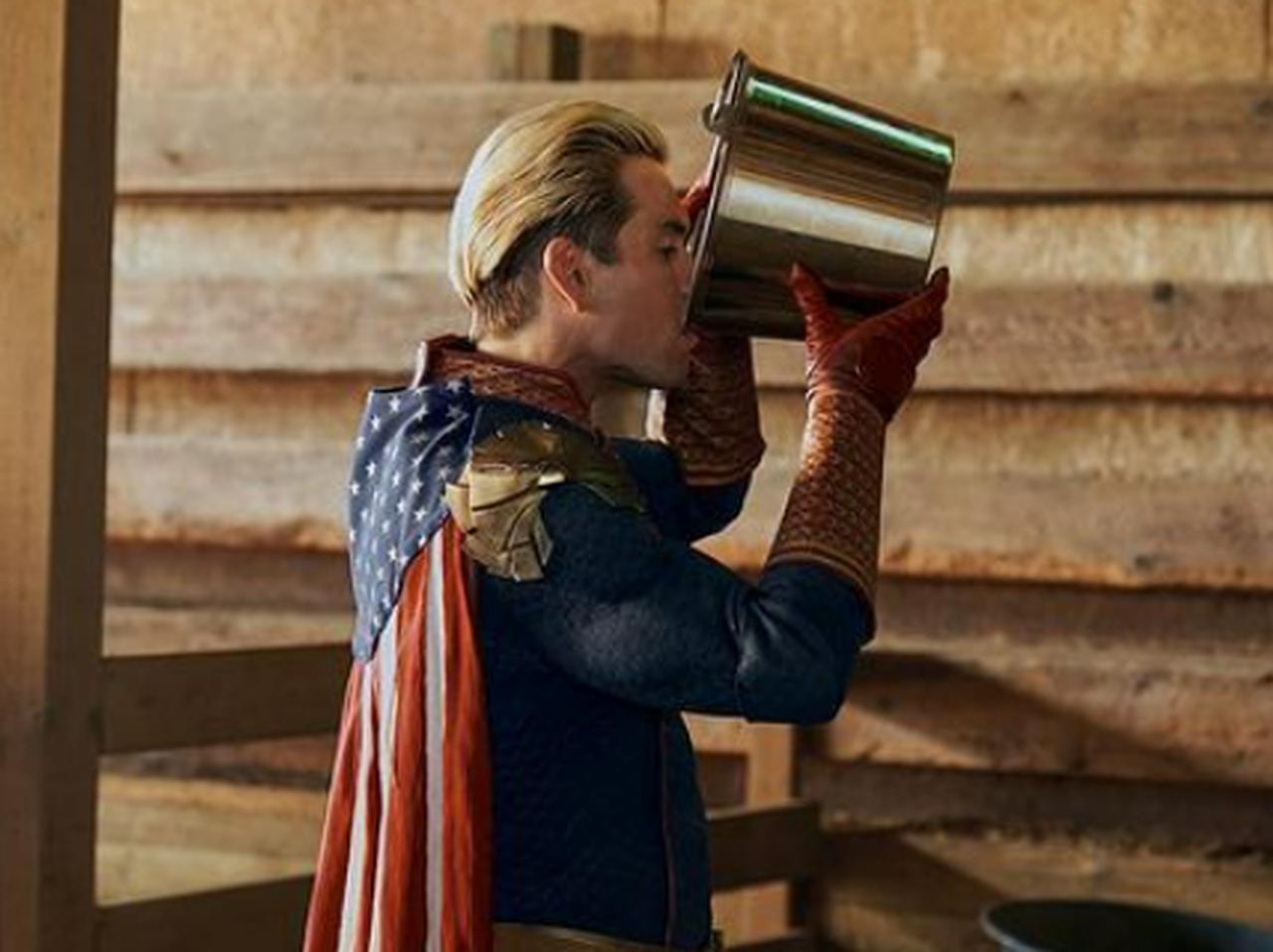 『ザ・ボーイズ』ホームランダーと「牛」のシーン、撮影現場の“状況”がシュール…