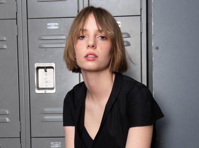 『ストレンジャー・シングス』ロビン役、母ユマ・サーマンが中絶していなければ「自分は存在しなかった」と語る