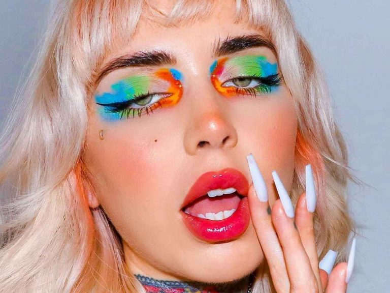 夏はカラフルメイクで遊びたい!セレブ専属メイクがイチ押しする「ドーパミン・ビューティ」とは