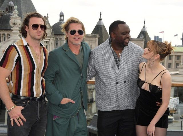 『ブレット・トレイン』のキャストの仲が良すぎる！ふざけるブラピが楽しそう