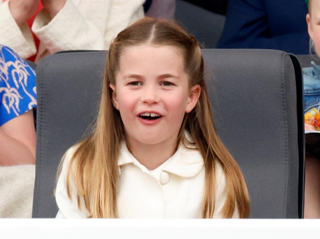 シャーロット王女、母キャサリン妃のクローゼットから「あるアイテム」を勝手に持ち出す