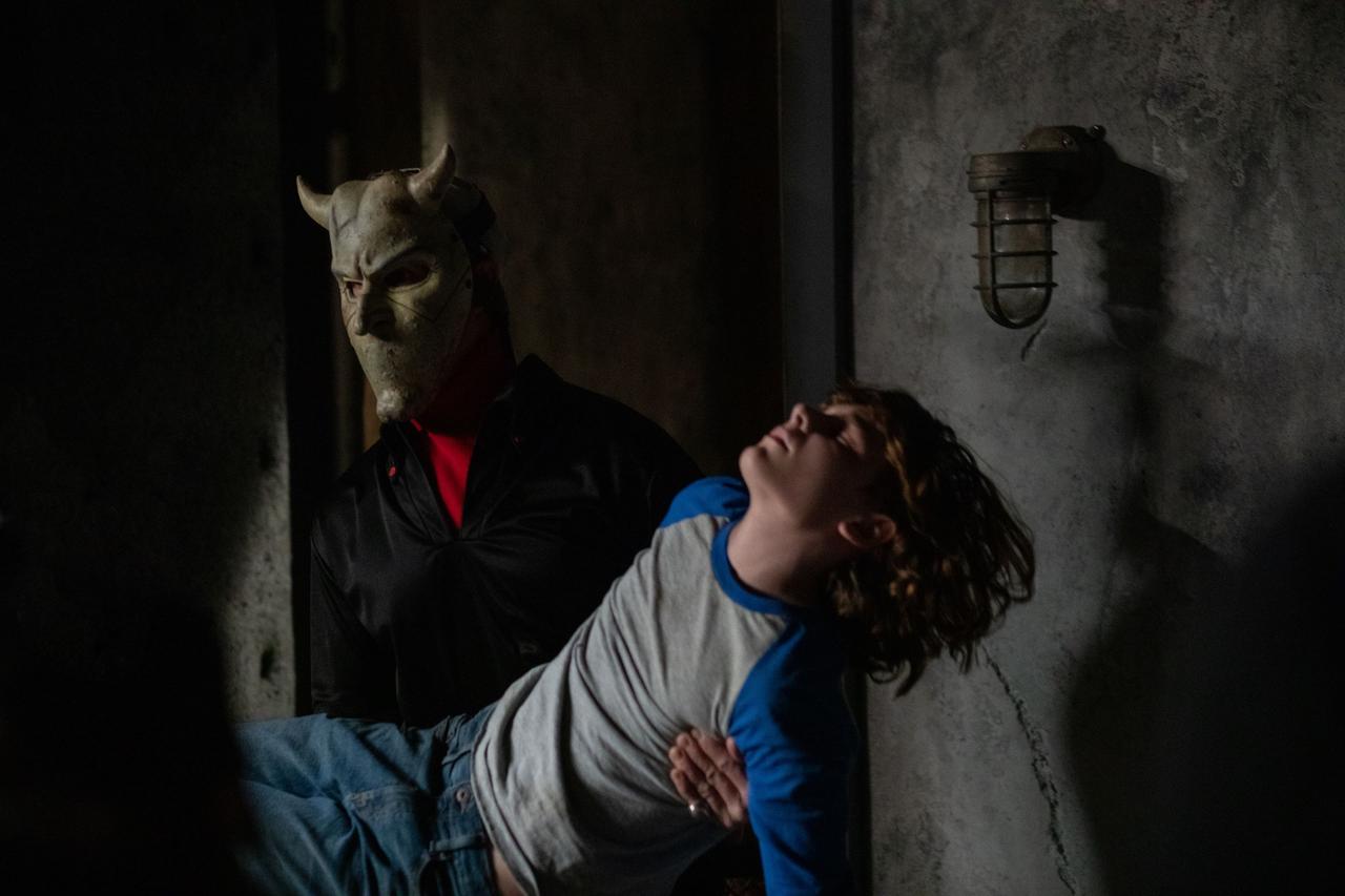 “最も怖いホラー”を撮った監督新作『ブラック・フォン』、クライマックスの撮影でハプニング発生