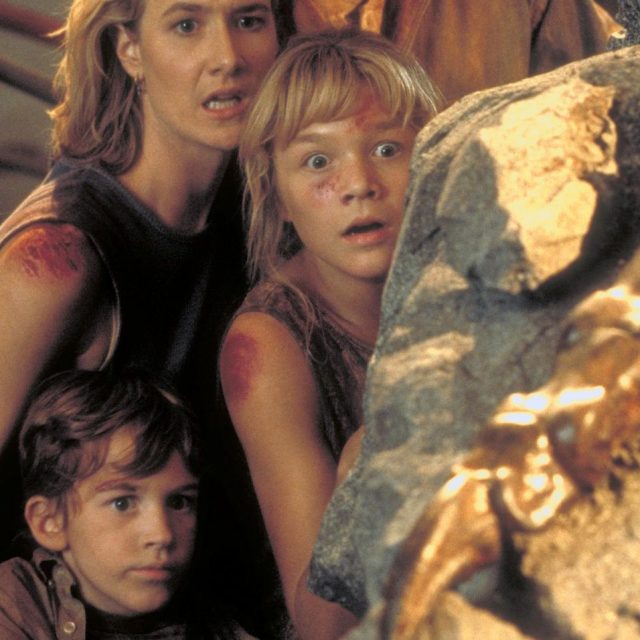 『ジュラシック・ワールド』に『ジュラシック・パーク』の子役2人が復活しなかった「理由」、監督が明かす