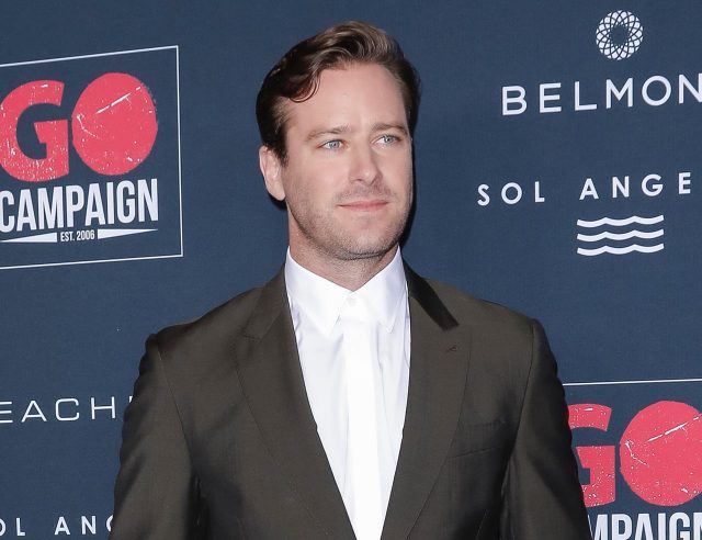 俳優休業状態のアーミー・ハマー、「ホテルコンシェルジュとして働いている」という噂が流れる