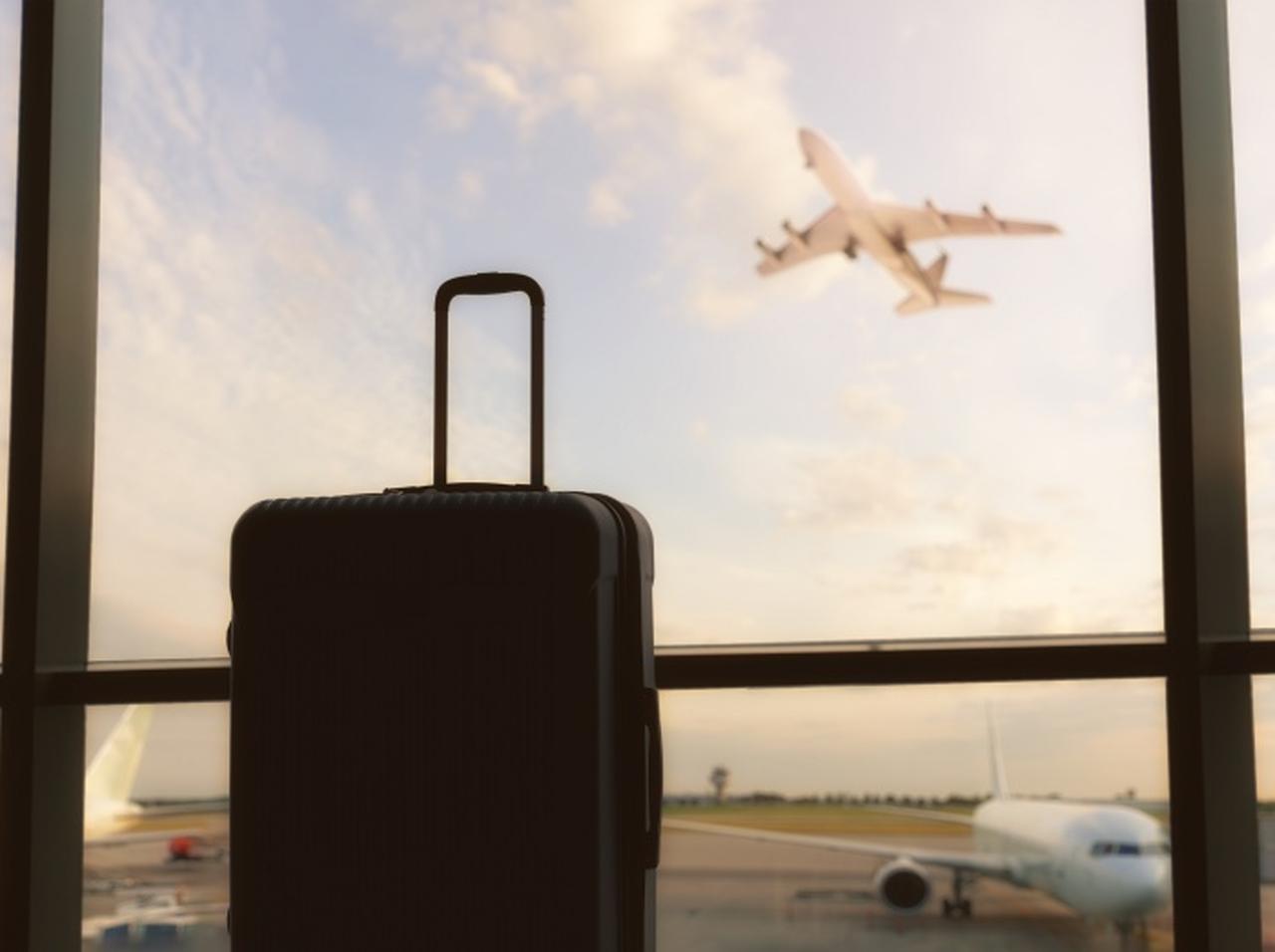 飛行機に預けた荷物、“2日遅れの到着”で航空会社が乗客に「16万円」を支払う