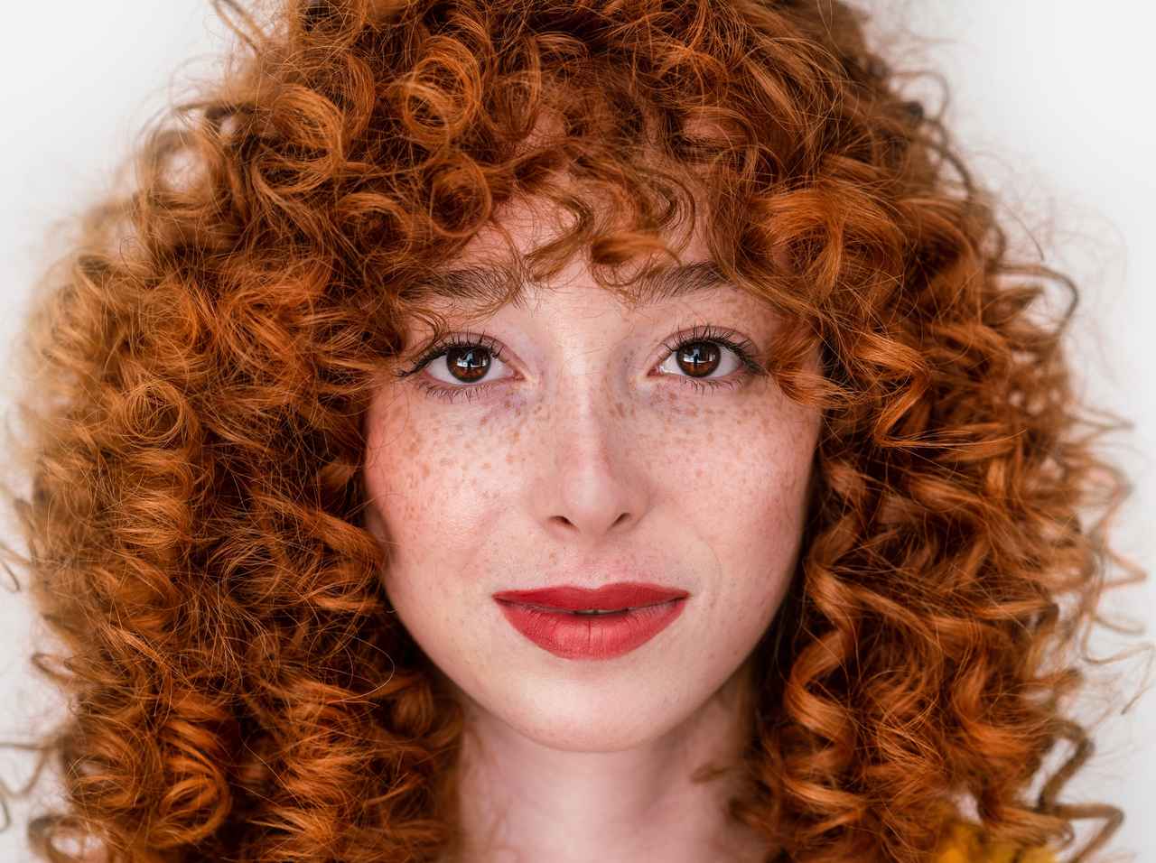 数日で消える「そばかす」がつくれる！「ヘナ・フレックル」が海外でトレンド