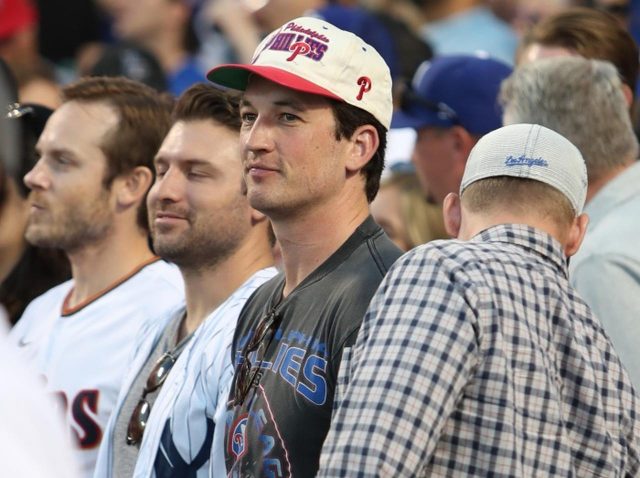 『トップガン』ルースター役、大谷翔平も観戦したホームランダービーの会場で熱視線を送る