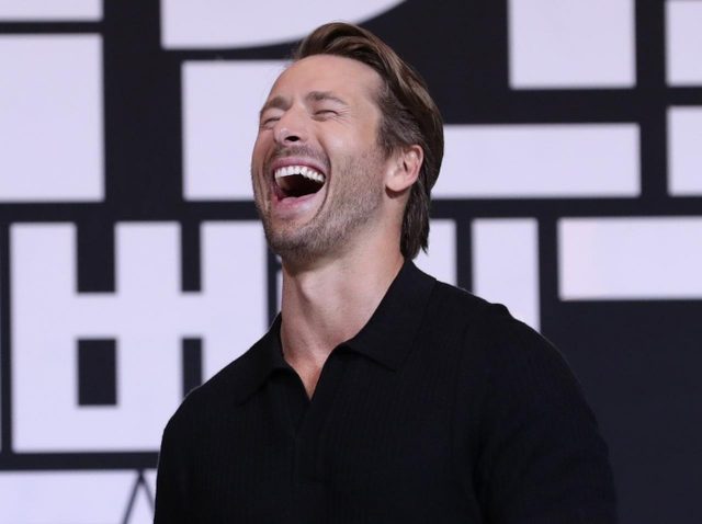 『トップガン』ハングマン役、“話題のシーン”の撮影前に「ジムで目撃された行動」に爆笑