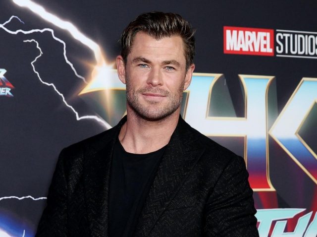 クリス・ヘムズワース、『ソー：ラブ&サンダー』で「お尻」を見せた“感想”が斜め上