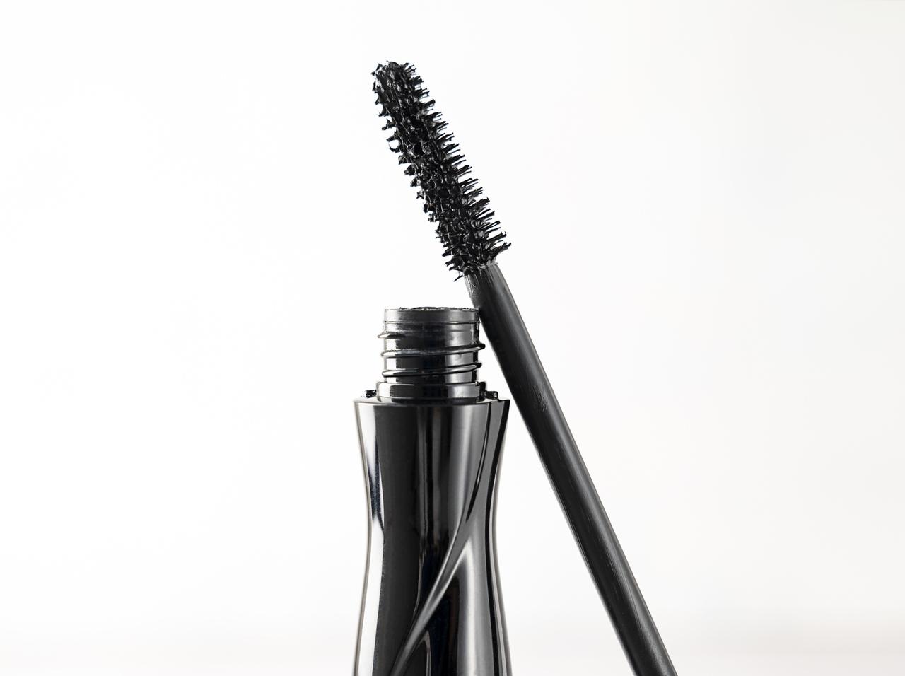 汗で「マスカラ」が落ちる?たった1ステップでパンダ目を防ぐメイクの裏ワザ