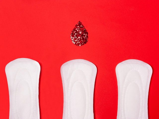 スコットランドで『すべての女性に』生理用品が「無料提供」へ、「議会は男女平等を真剣に考えている」