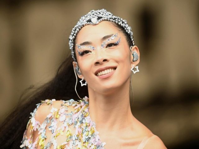 リナ・サワヤマが3年ぶりに日本へ帰国！最高の誕生日を過ごしたことを報告