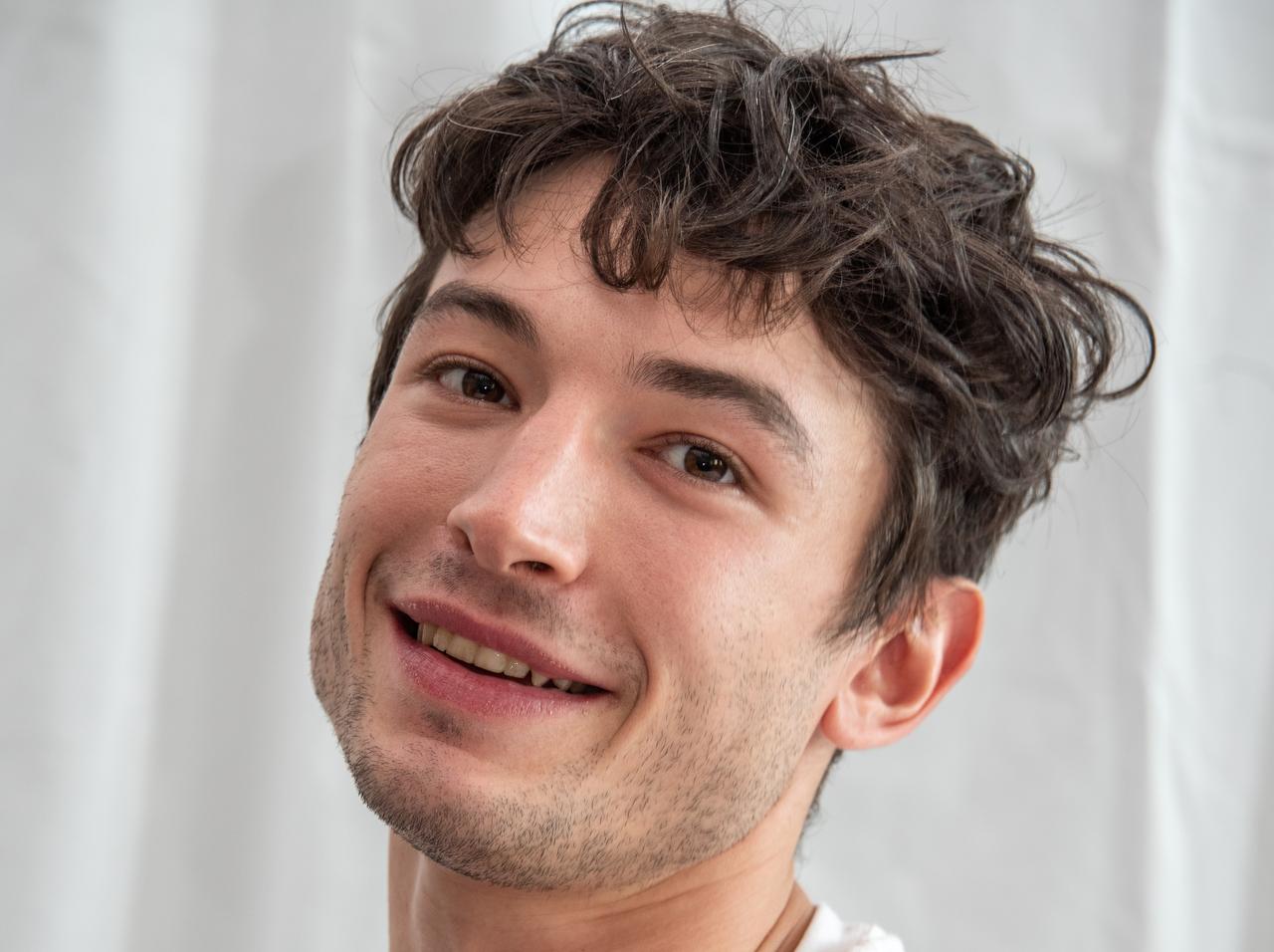 エズラ・ミラーの家にいた親子が行方不明、さすがに『ザ・フラッシュ』公開に暗雲で「3つの可能性」