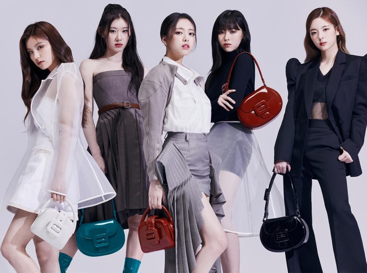 ITZYがチャールズ&キースの広告塔に就任!キャンペーン写真を全て公開