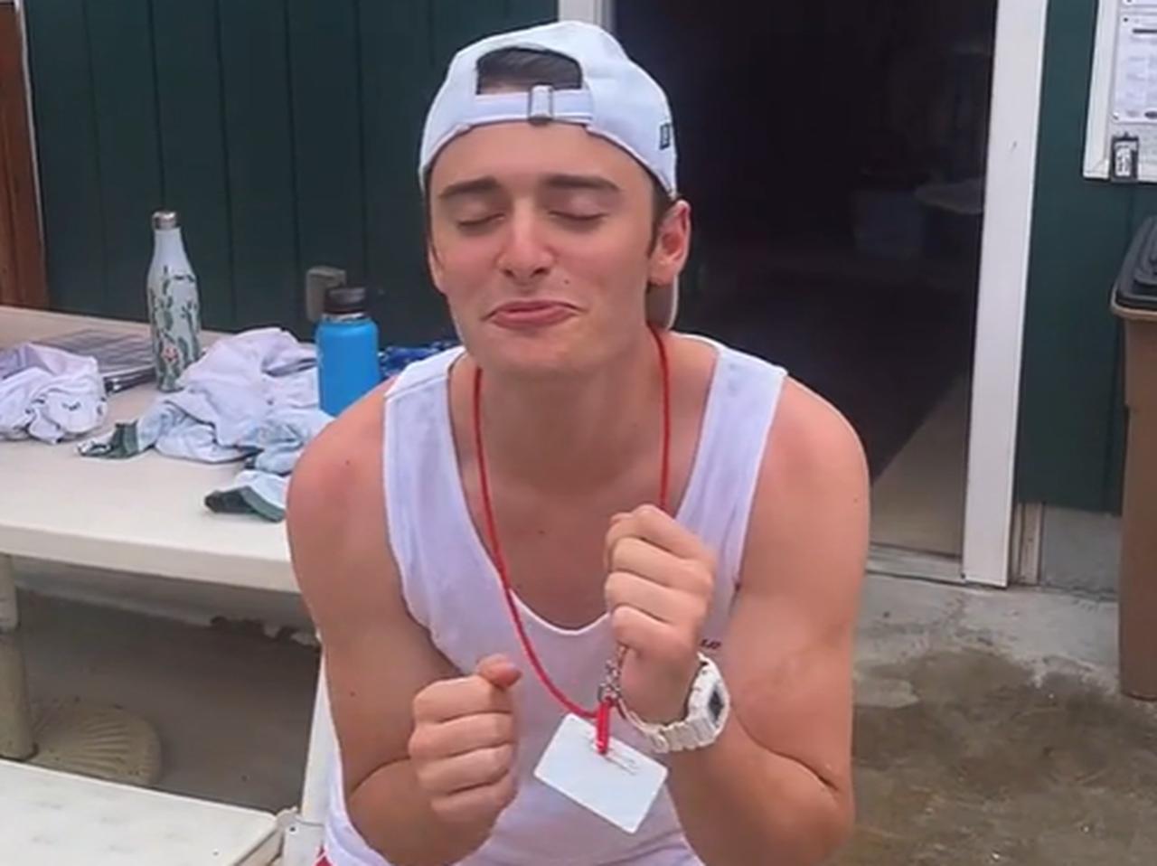 『ストレンジャー・シングス』ノア・シュナップ、撮影がない時はライフガード!バイト姿がかっこ良い