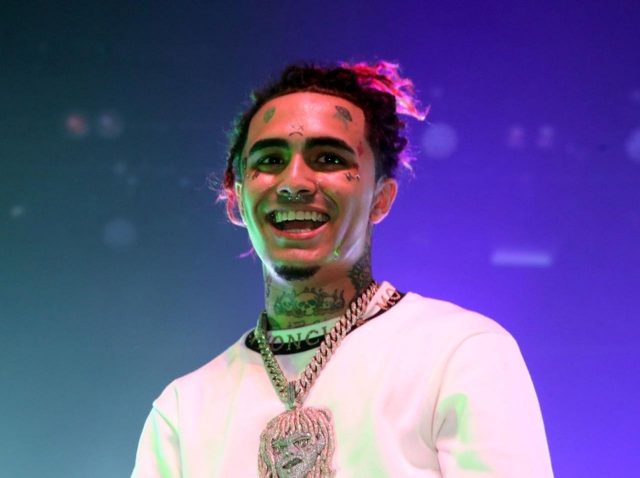 日本での映像が海外で拡散！お騒がせラッパー、渋谷で“誰にも気づかれず”タジタジする