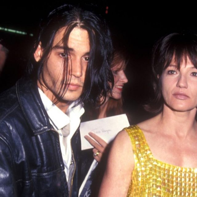 ジョニー・デップの元恋人、セックスの前に「薬」を渡されたと証言