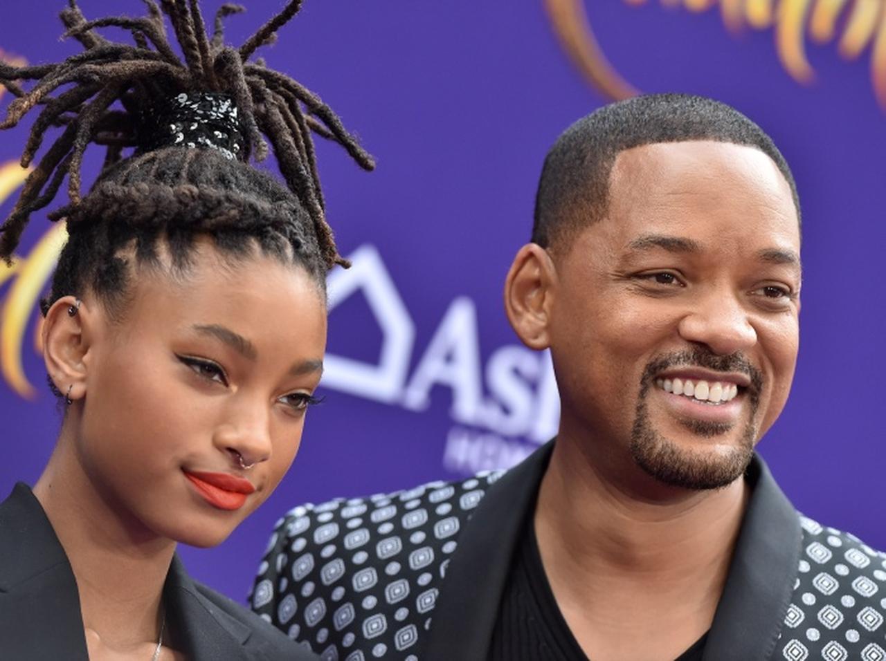 父親のビンタ騒動に口を開く、ウィル・スミスの娘ウィロー「時に受け入れられられない」