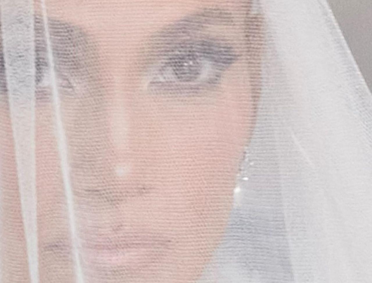 ジェニファー・ロペス、ウェディングドレスの写真を初公開