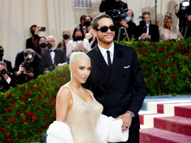 アリアナの時と同じ道を辿るか？ ピートの“キム・カーダシアン・タトゥー”はどうなる？