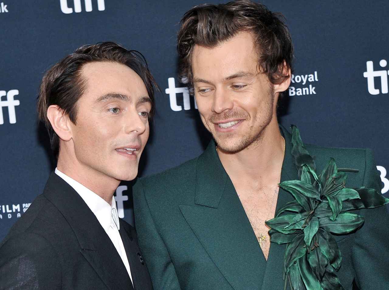 『僕の巡査』ハリー・スタイルズが“地方出身”のゲイを演じて感じたこと