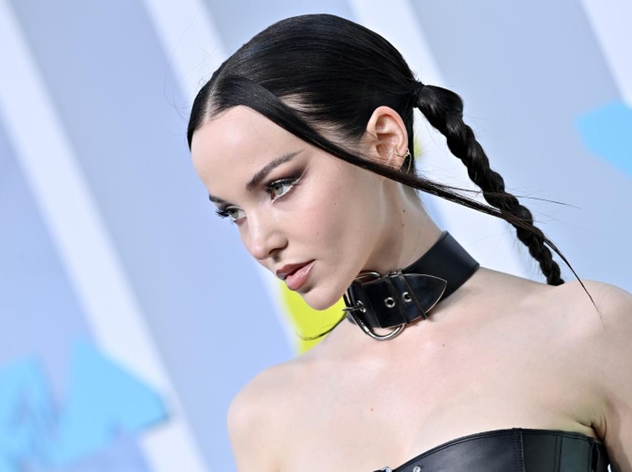 ダヴ・キャメロン、以前は「女性らしさ」を無理に演出していた