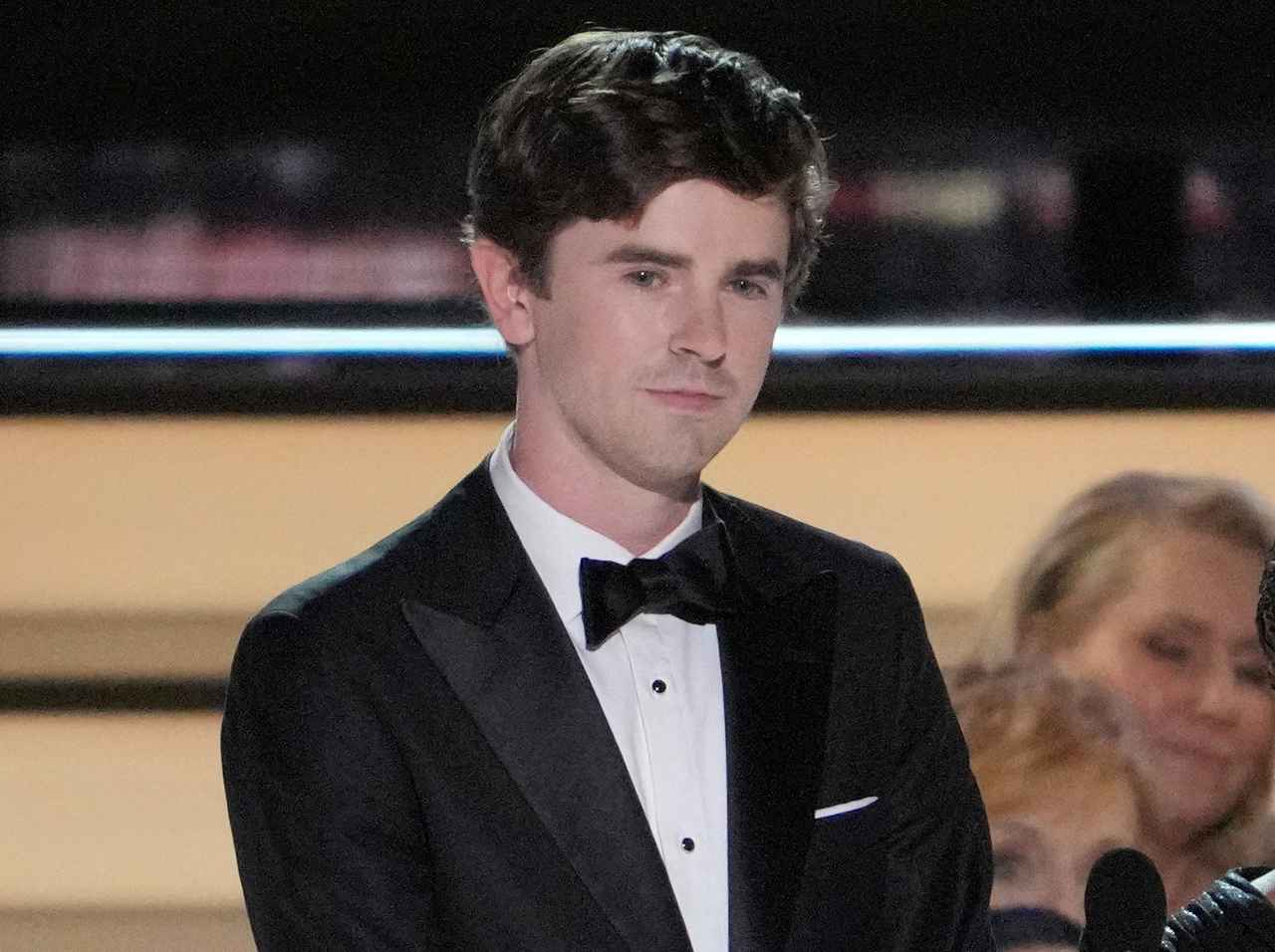 『チャーリーとチョコレート工場』フレディ・ハイモア、エリザベス女王の逝去にコメント【エミー賞】