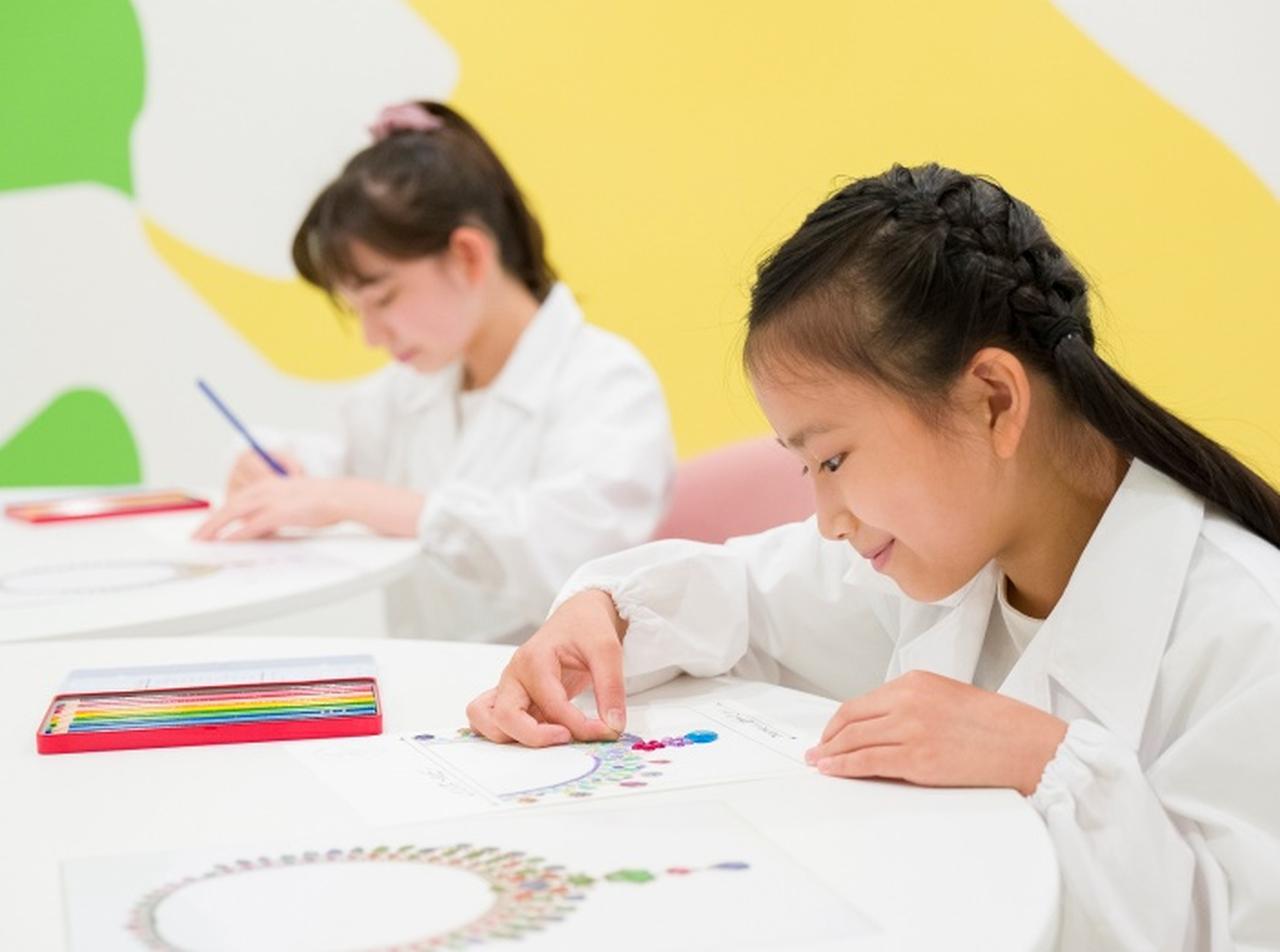 大人も気になる！キッザニア東京にカルティエのパビリオンが期間限定で登場！