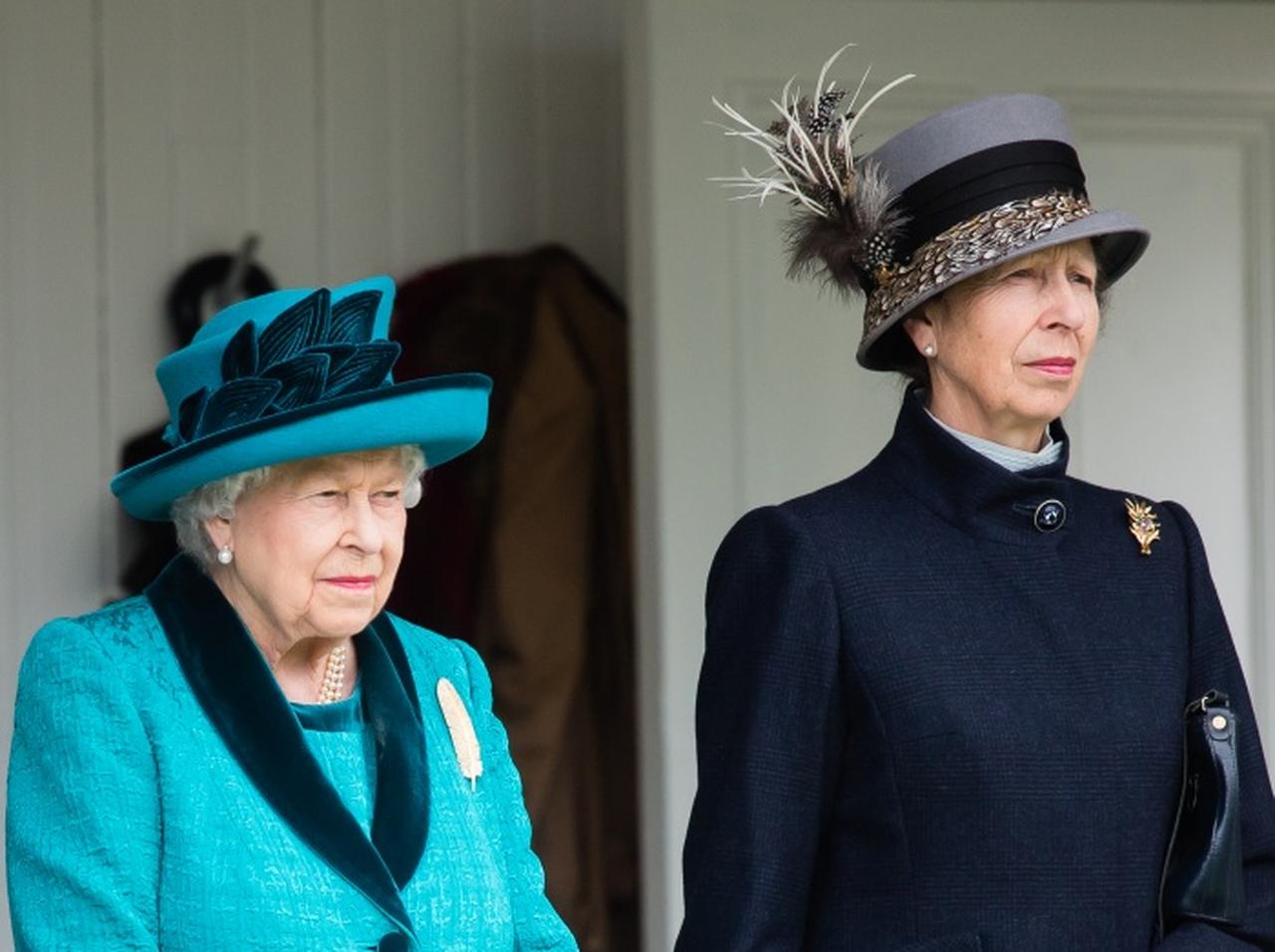 エリザベス女王と「最期の24時間」を過ごした愛娘アン王女の『亡き母へのメッセージ』に胸打たれる