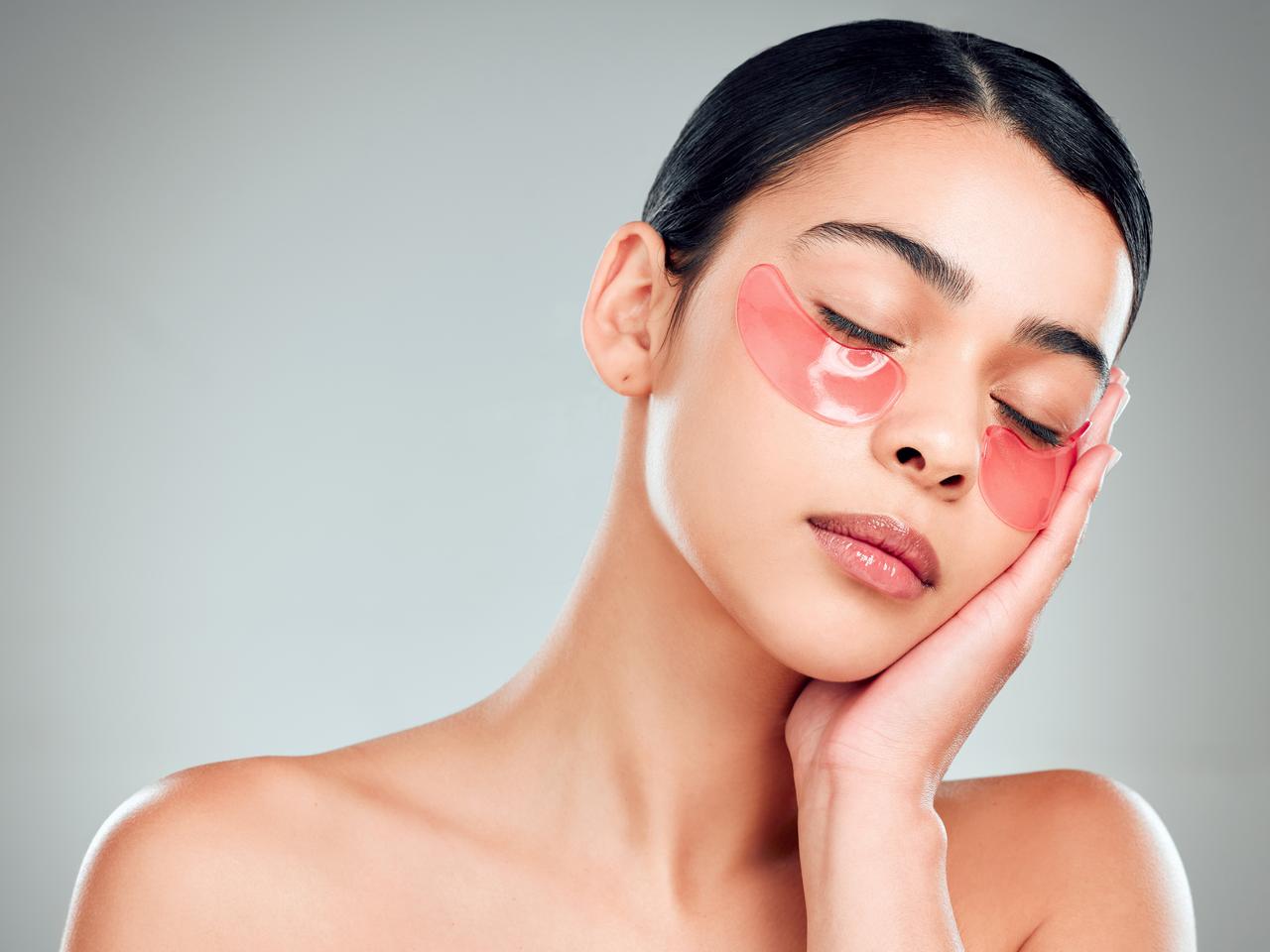 たった30秒で「目の下のむくみ」を解消!目力をアップさせる裏ワザ