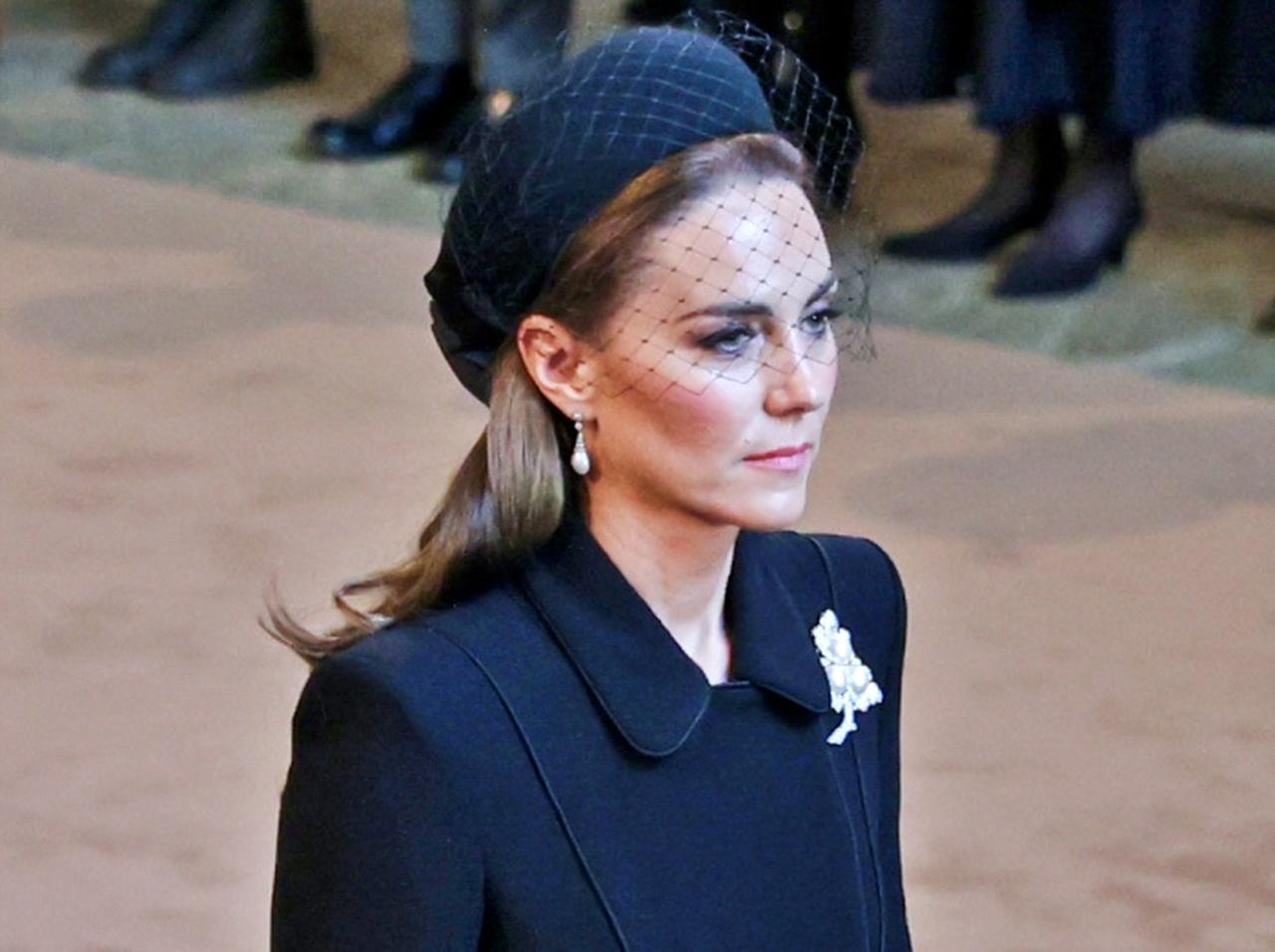 キャサリン妃がエリザベス女王の死後、ひそかに発信し続けている「メッセージ」に感動