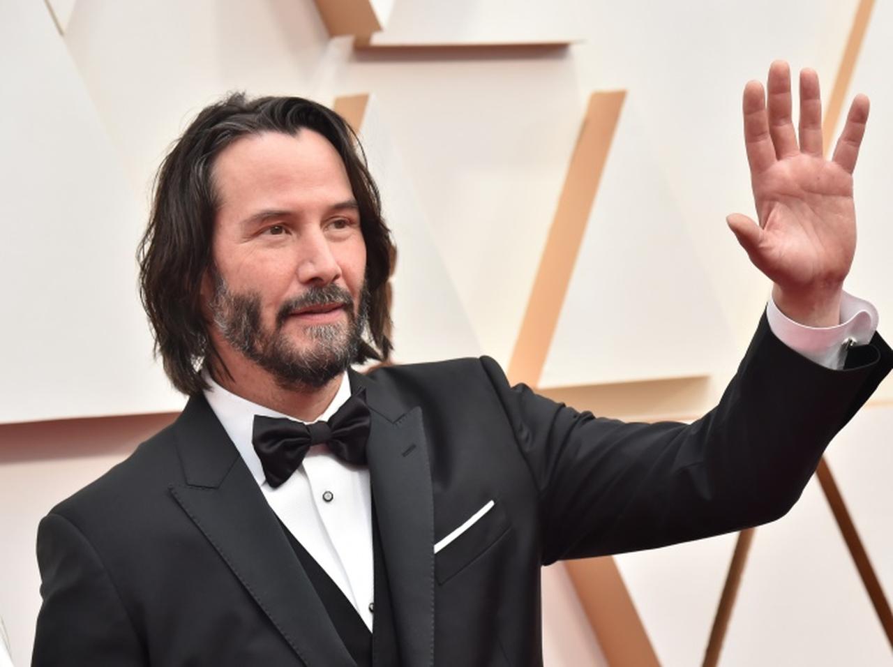 キアヌ・リーブスが一般人の結婚式に招待され「まさかの出席」、良い人にもほどがある