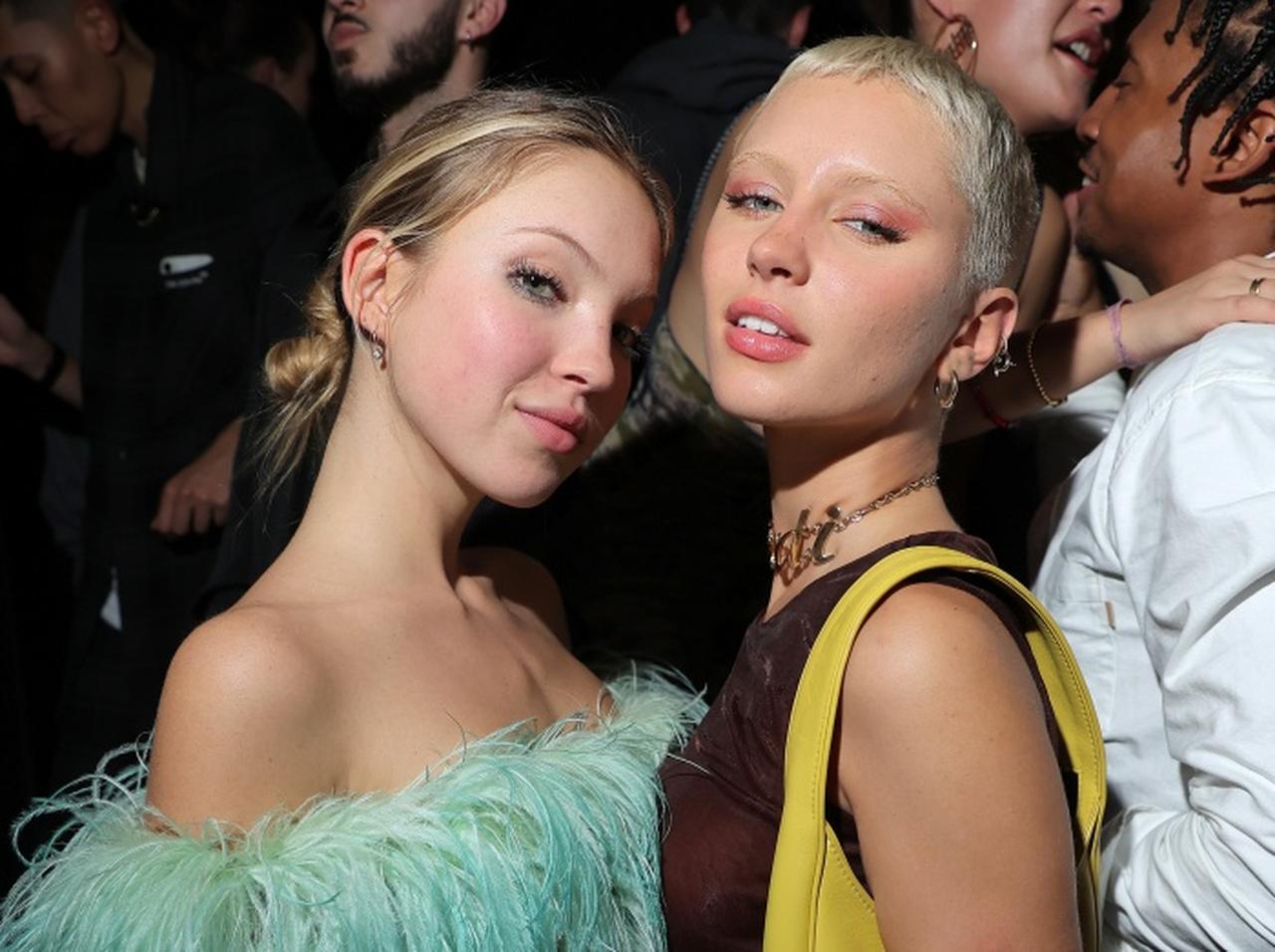 ジュード・ロウ娘がケイト・モス娘を祝福、美しき2世セレブ愛