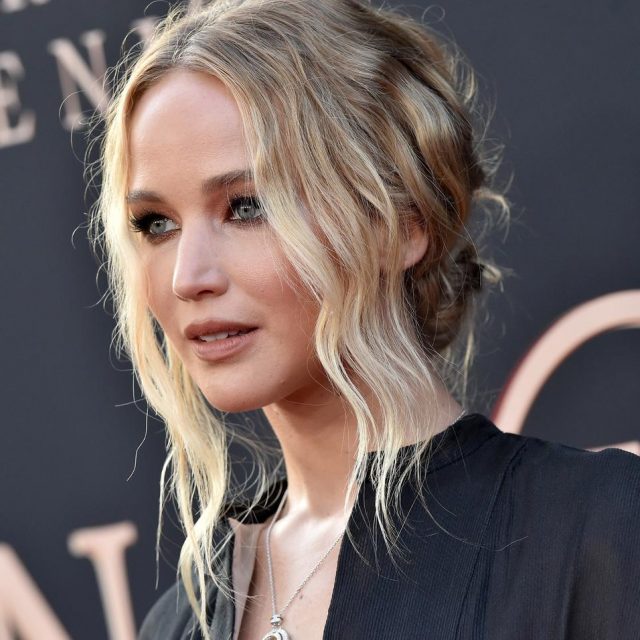 ジェニファー・ローレンス、人権を認めない“家族を許せない”「多くの人が同じ状況になっていることを知っています」