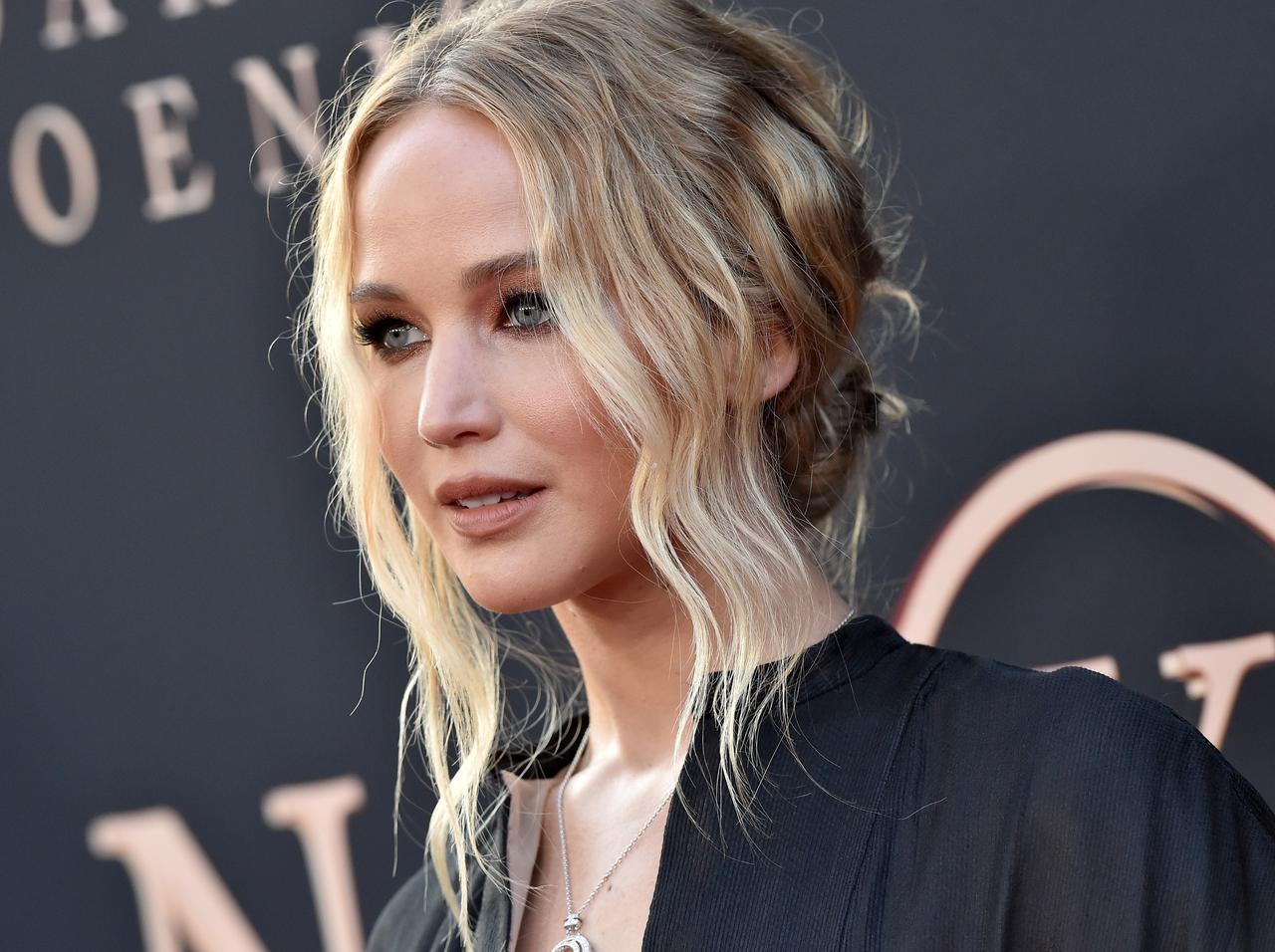 ジェニファー・ローレンス、人権を認めない“家族を許せない”「多くの人が同じ状況になっていることを知っています」