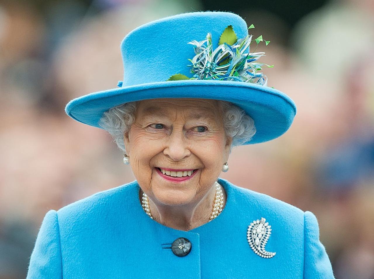 エリザベス女王が長年実践していた、こだわりの美容ルールとは？