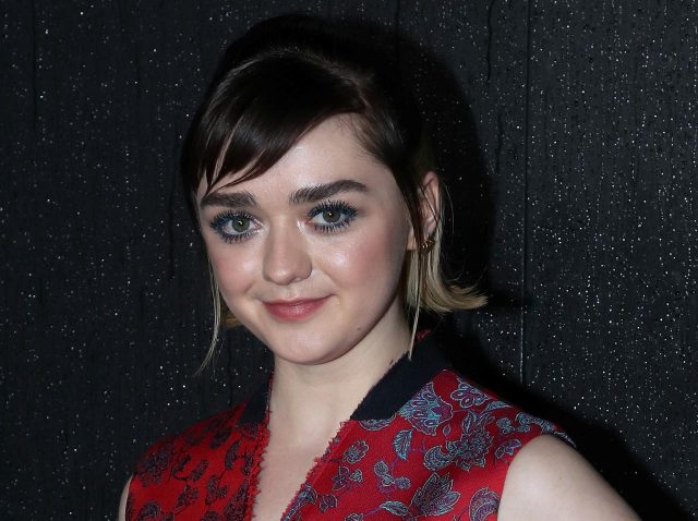 『ゲーム・オブ・スローンズ』メイジー・ウィリアムズ、父親からの深刻な虐待を告白「洗脳されていた」