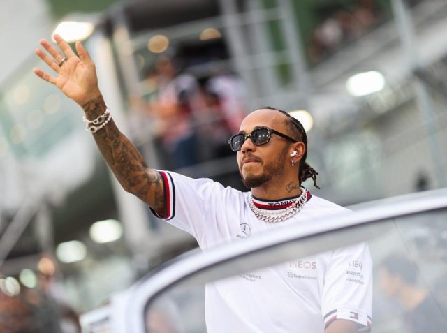 早速、皇居ラン！ルイス・ハミルトンがF1日本グランプリで来日