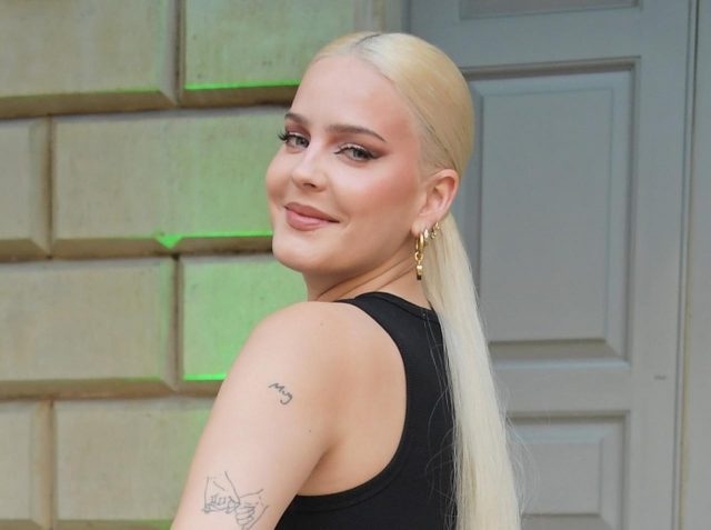 来日中に「約束していたお尻タトゥー」を入れるか？アン・マリーの“公約”が注目される