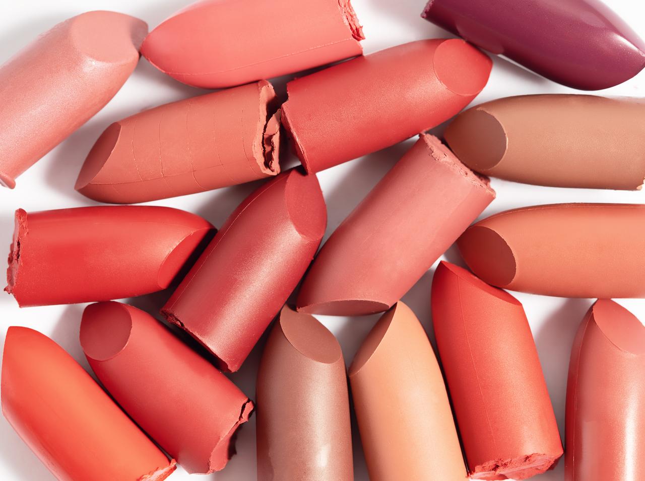買ったリップ、使い切れている?手持ちのリップを有効活用できるメイクの裏ワザ