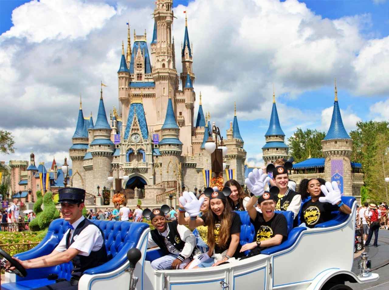 ディズニーランド、キャストがゲストに「本気でやめてほしいこと」が最近の『あるある』だった