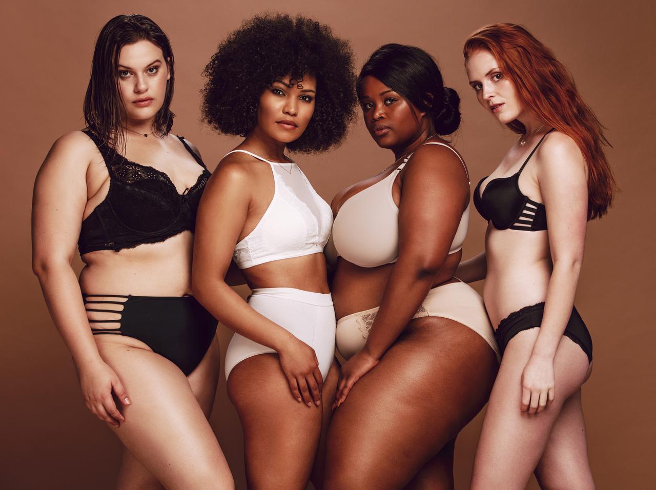 吸水ショーツを履き比べ！4種類のショーツをフロントロウ編集部で試してみた