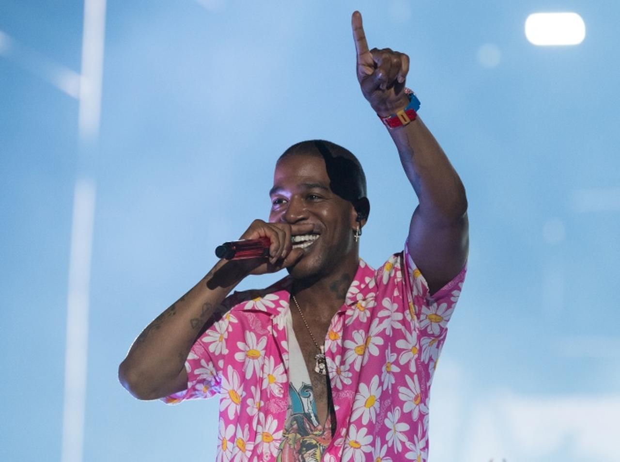 来日公演で履いていたナイキのスニーカーは日本発ブランドの未発売品！キッド・カディ